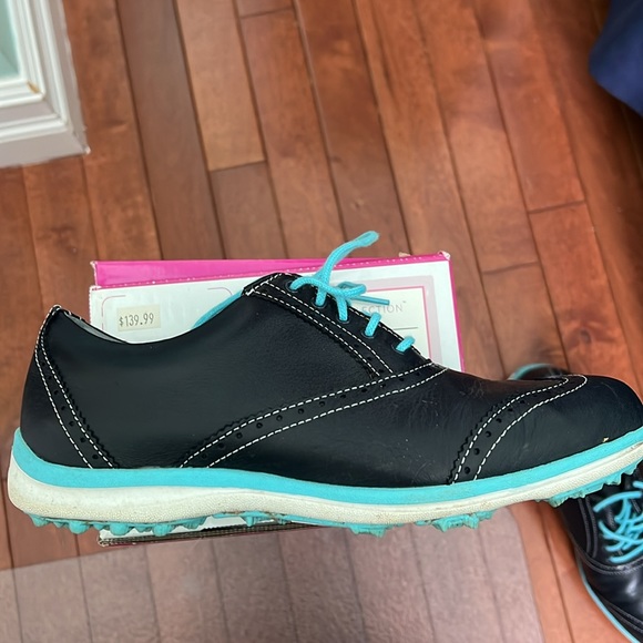 Ladies FJ golf shoes - Picture 3 of 3